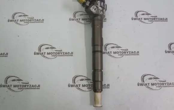 Skoda Fabia Mk2 (5J) Fuel injector 0445110369 03L130277J