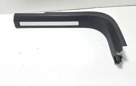 Volvo XC60 Front sill trim cover 31448015