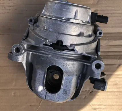 Audi Q7 4M Engine mount vacuum valve 4M0199255BT