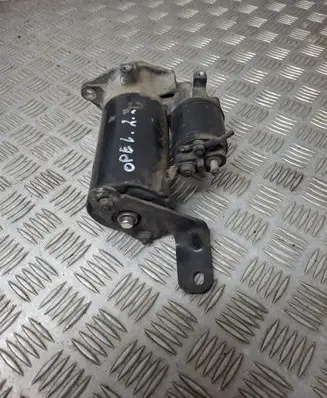 Opel Zafira A Starter motor 9175188