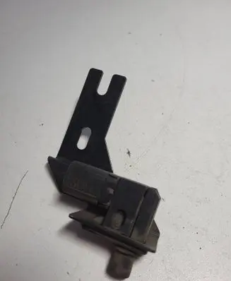 BMW 1 E81 E87 Bonnet alarm switch sensor 8352229