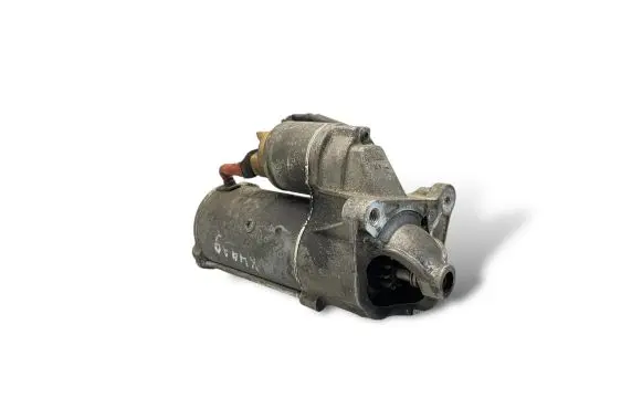 Renault Scenic II - Grand scenic II Starter motor 8200628426 D7R49 13160678R