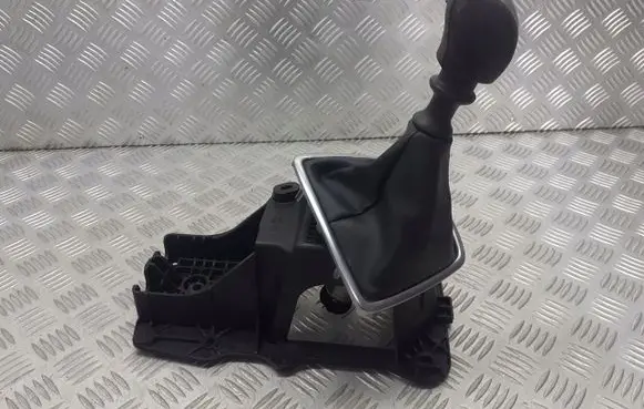 Renault Laguna III Gearbox retarder lever 8200933373B