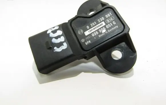 Audi A4 S4 B8 8K Air pressure sensor 0261230081