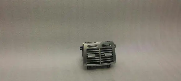 Mercedes-Benz S W221 Rear air vent grill A2218300754