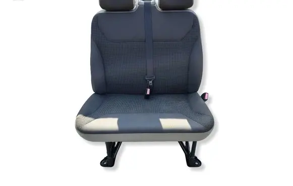 Opel Vivaro Front double seat 