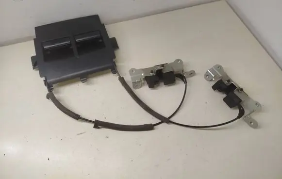 Volvo S80 Seat back rest lock catch 30727872