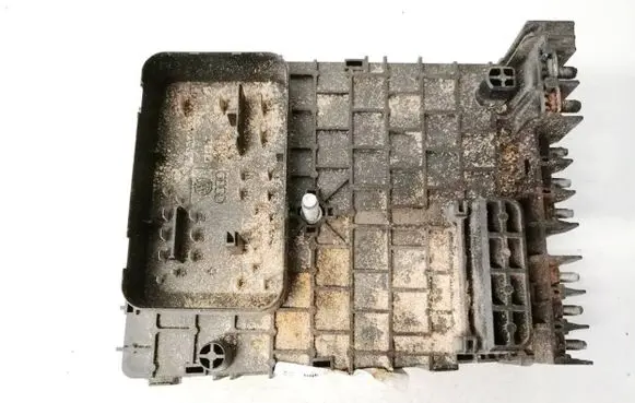 Volkswagen PASSAT B6 Fuse box set 3C0937125 6359-2777