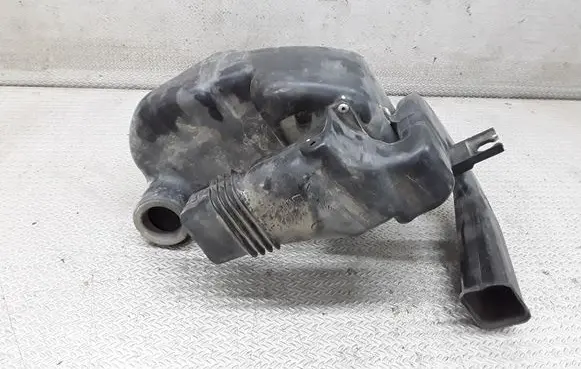 Honda HR-V Air filter box