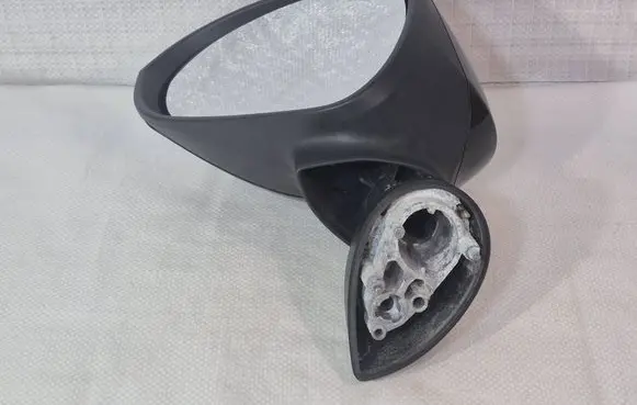 Front door electric wing mirror