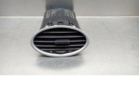 Ford Focus C-MAX Dashboard side air vent grill/cover trim 4M51A014L21AD