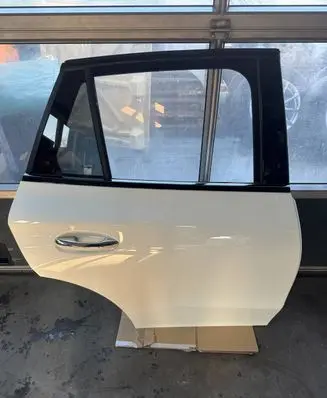 Mercedes-Benz GLC C254 Rear door 