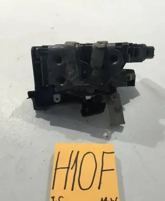 Skoda Fabia Mk2 (5J) Front door lock 3B1837015AN