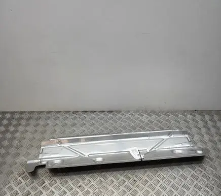 BMW X6 G06 Heat shield in engine bay 7424936
