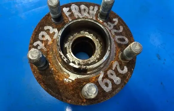 Lincoln MKZ II Rear wheel bearing hub K2GZ1104A