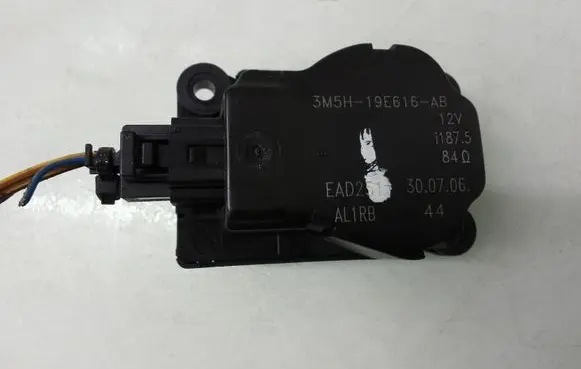 Ford Focus C-MAX Air flap motor/actuator 3N5H19E616AB