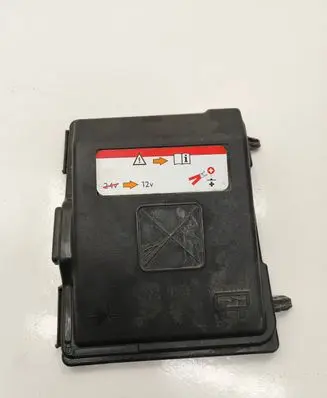 Peugeot 308 Fuse box cover 9678633380 7453
