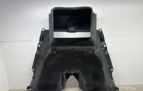 Subaru Forester SJ Intercooler air channel guide 57253SG000