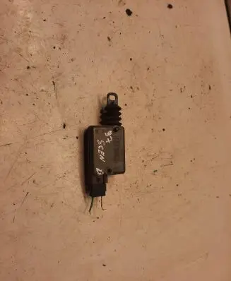 Renault Scenic I Central locking motor 