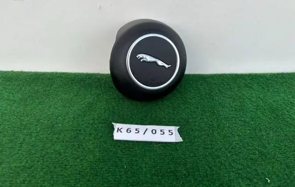 Jaguar XJL Steering wheel airbag cover 3101325