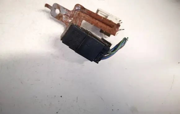 Nissan Almera Tino Other relay 252309f905
