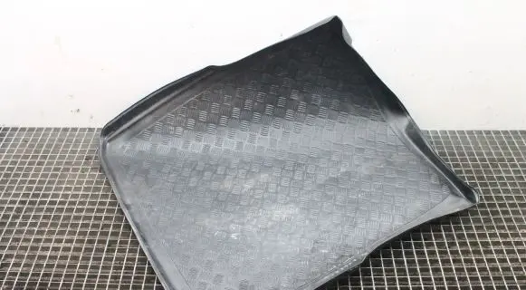 Volkswagen PASSAT B8 Trunk/boot floor carpet liner 