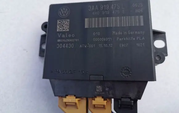 Volkswagen PASSAT B7 Parking PDC control unit/module
