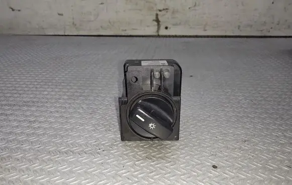 Mercedes-Benz B W245 Light switch 1695451504