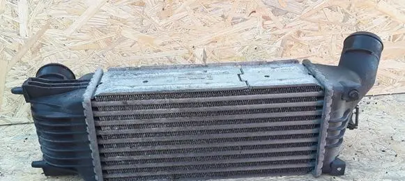 Citroen C5 Intercooler radiator 9645682880