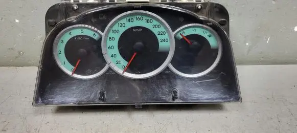 Toyota Corolla Verso AR10 Speedometer (instrument cluster) 838000F090