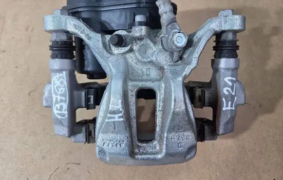 Toyota Corolla E210 E21 Rear brake caliper F391