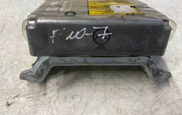 Lexus RX 330 - 350 - 400H Airbag control unit/module 8917048151