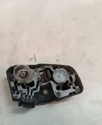 BMW 3 E46 Tail light bulb cover holder 388570R 32CP P21W