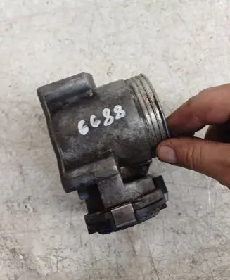 Volvo XC90 Throttle valve 30650013 02W392 0280750103