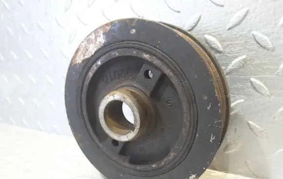 Toyota Corolla E120 E130 Crankshaft pulley 22010