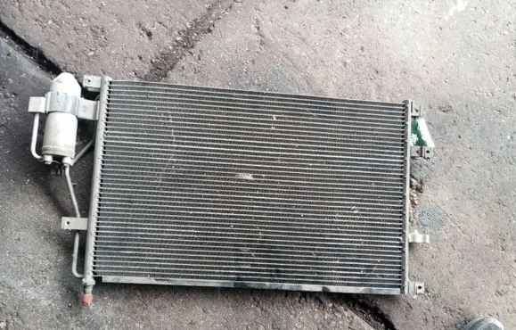 Volvo V70 A/C cooling radiator (condenser) B200260