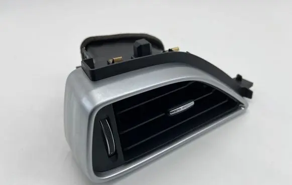 Dashboard side air vent grill/cover trim