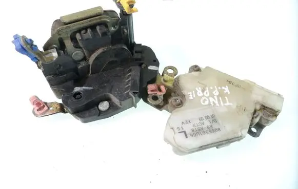 Nissan Almera Tino Front door lock 8055361U66 89A518
