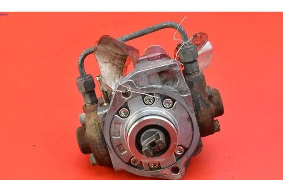 Toyota Avensis Verso Fuel injection high pressure pump 22100-0R010