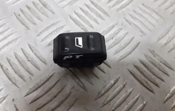 Citroen Xsara Picasso Electric window control switch