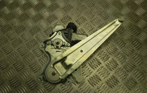 Lexus CT 200H Rear door window regulator with motor 8572060300