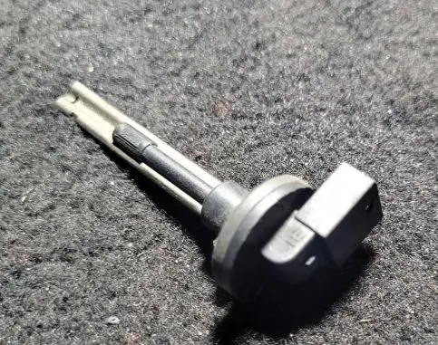 BMW 3 E92 E93 Interior temperature sensor 6915391