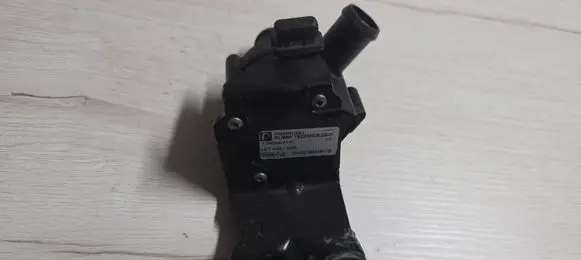 Ford Kuga II Electric auxiliary coolant/water pump DS7G8C419CB 704299010 19T0491357