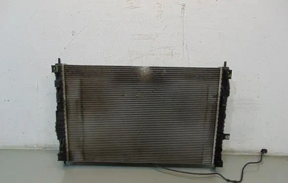 Peugeot 3008 II Coolant radiator