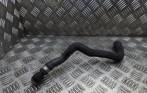Volvo V60 Engine coolant pipe/hose 31368660
