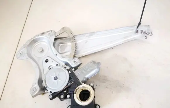 Toyota Verso Sliding door window regulator with motor
