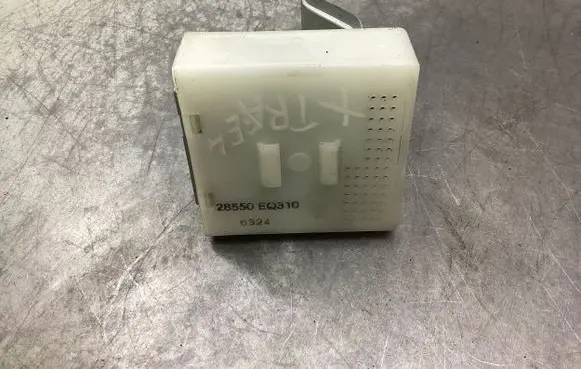 Nissan X-Trail T30 Other control units/modules 28550EQ310 6324