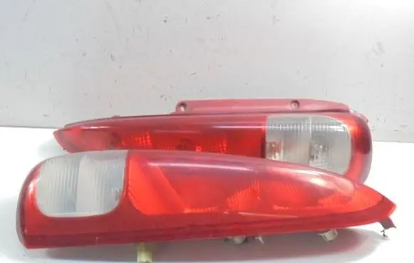 Chevrolet Rezzo Rear/tail lights 300526L