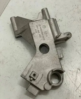 Mercedes-Benz GLE (W166 - C292) Air filter cleaner box bracket assembly A6510941627