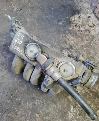 Volkswagen Transporter - Caravelle T4 Intake manifold 023133223